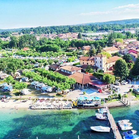 Camping Italia Lido คาสเตลเลตโต โซปรา ติชิโน ภายนอก รูปภาพ