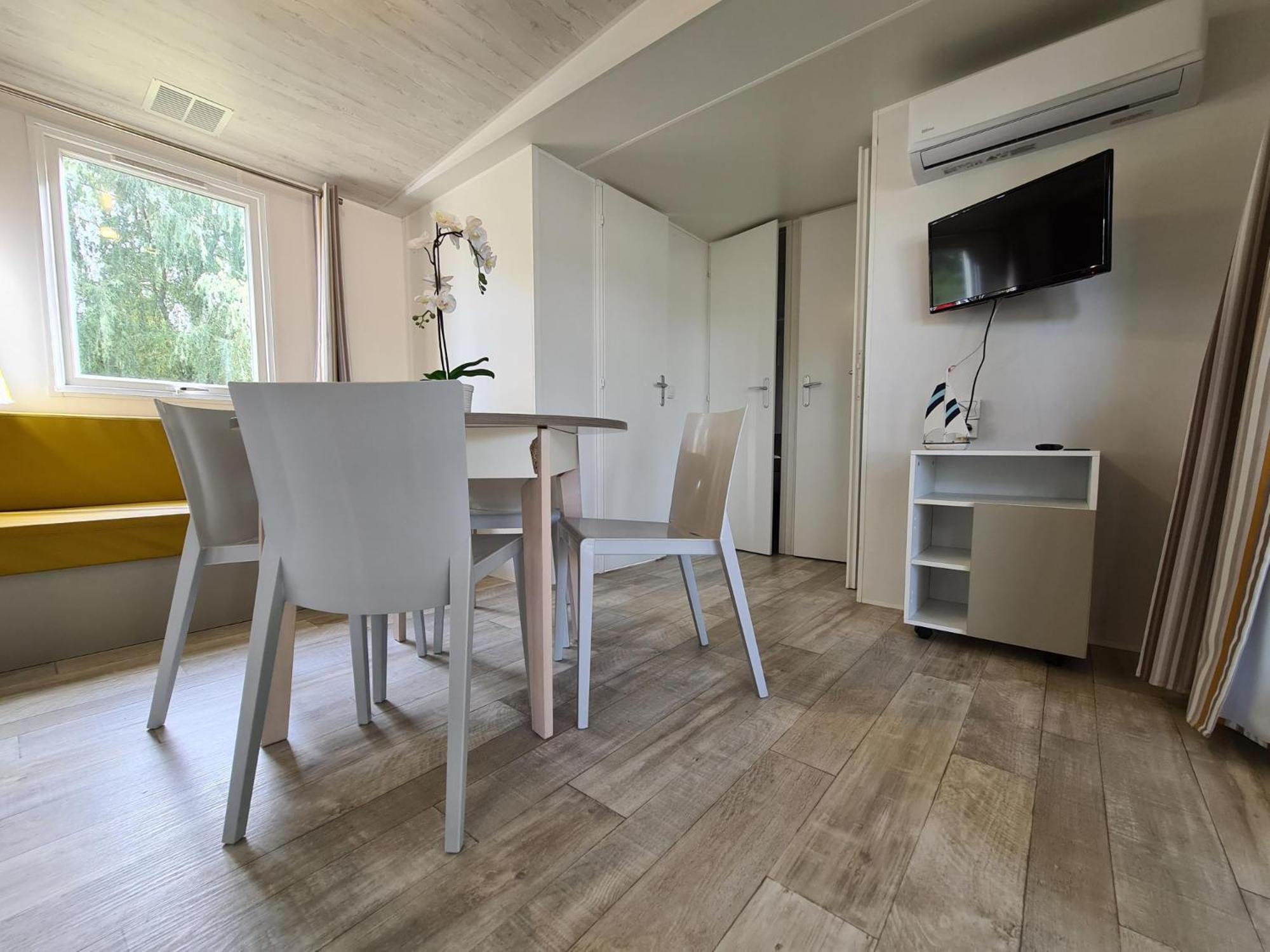 Camping Italia Lido คาสเตลเลตโต โซปรา ติชิโน ภายนอก รูปภาพ