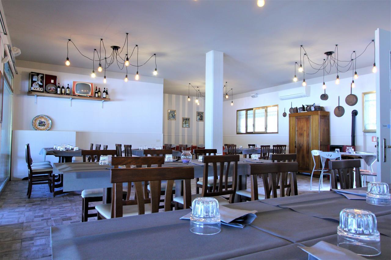 Camping Italia Lido คาสเตลเลตโต โซปรา ติชิโน ภายนอก รูปภาพ